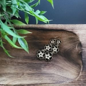 Flower earrings